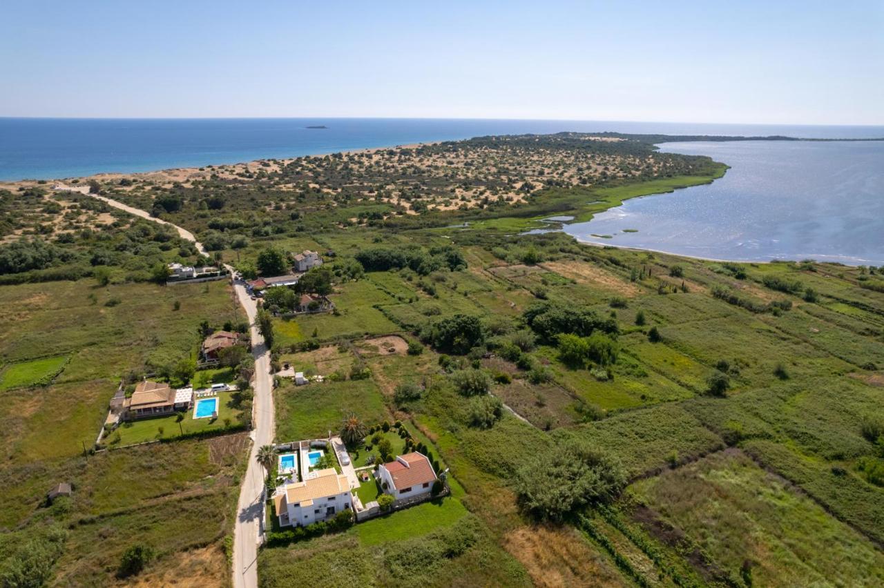 Issos Beach Villa Линя Экстерьер фото