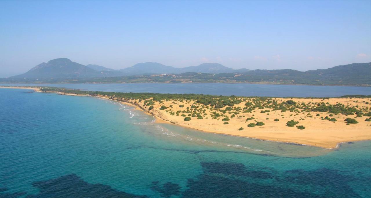 Issos Beach Villa Линя Экстерьер фото