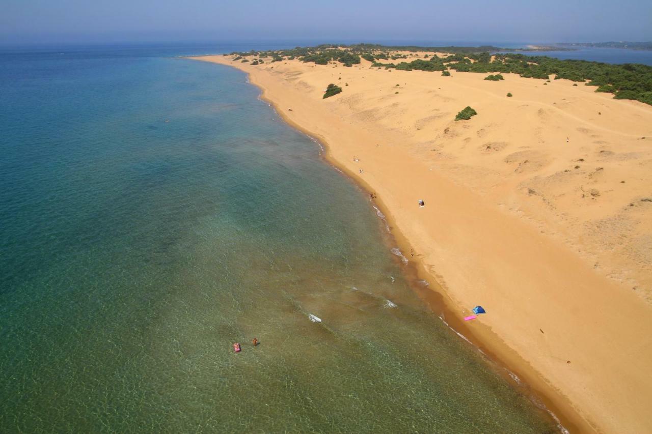 Issos Beach Villa Линя Экстерьер фото